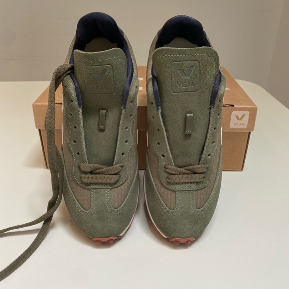 Veja Rio Branco Ripstop Sneaker in Khaki/Pearl sz 37EU/6US New in Box - Picture 5 of 8